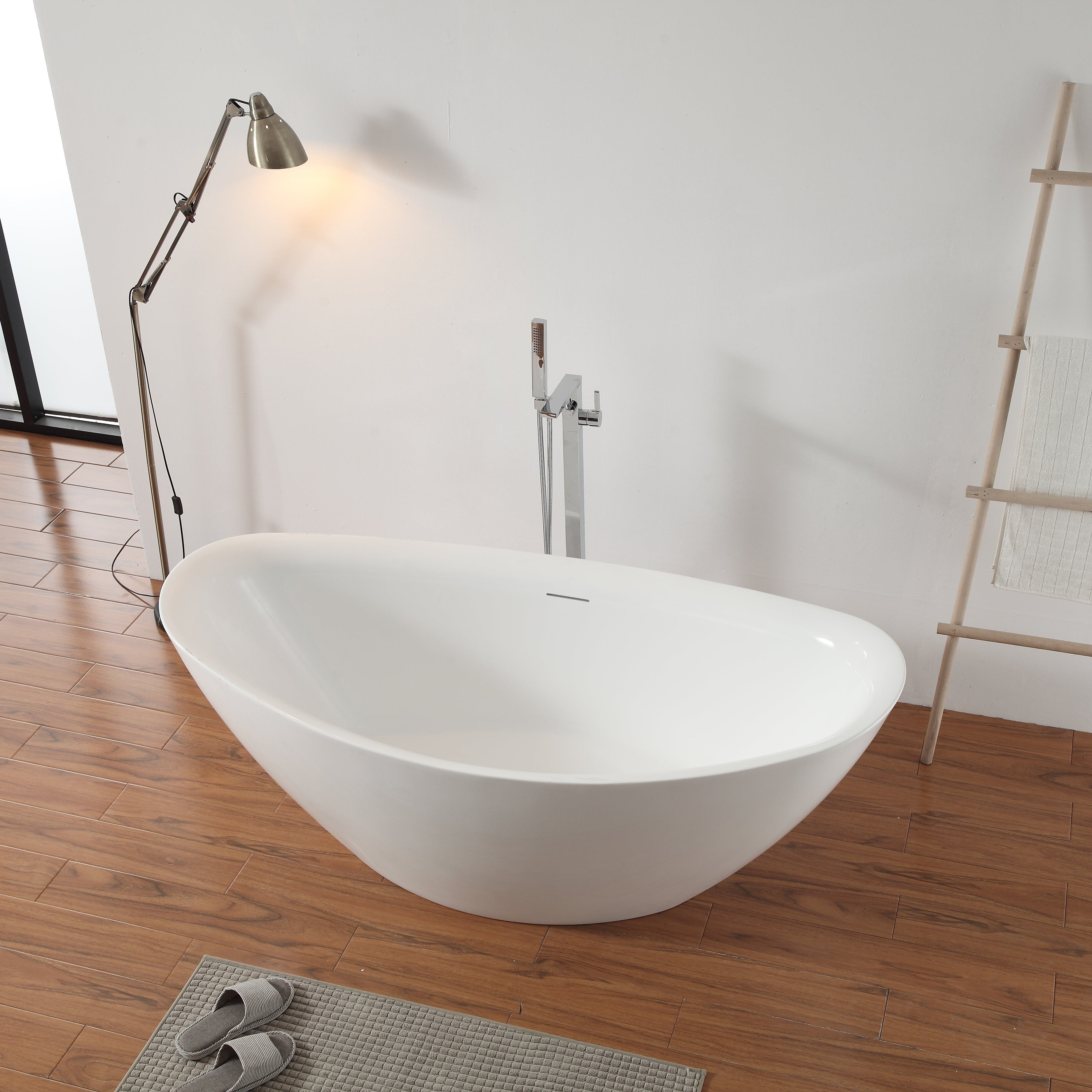 MonBlari TW-6676 Freestanding Bathtub-SideTop